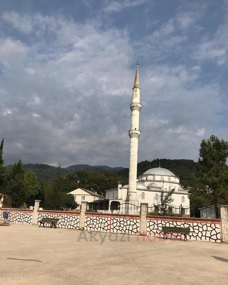 ÖĞRETMENLER 2019 2020 SEZONU’NA DUVARLARI BOYAYARAK BAŞLADI