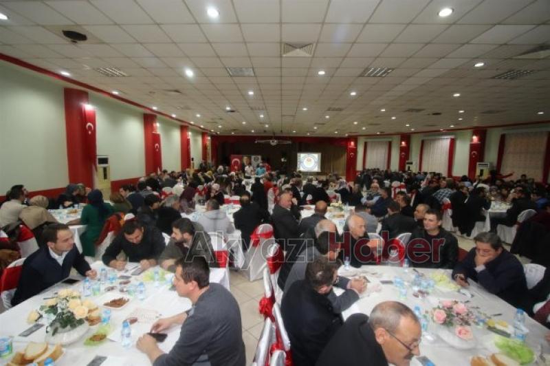 ÖĞRETMENLER GÜNÜ DÜZENLENEN YEMEK PROGRAMI İLE KUTLANDI