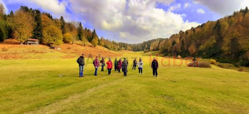 Öğretmenlerden Doğa Yürüyüşü