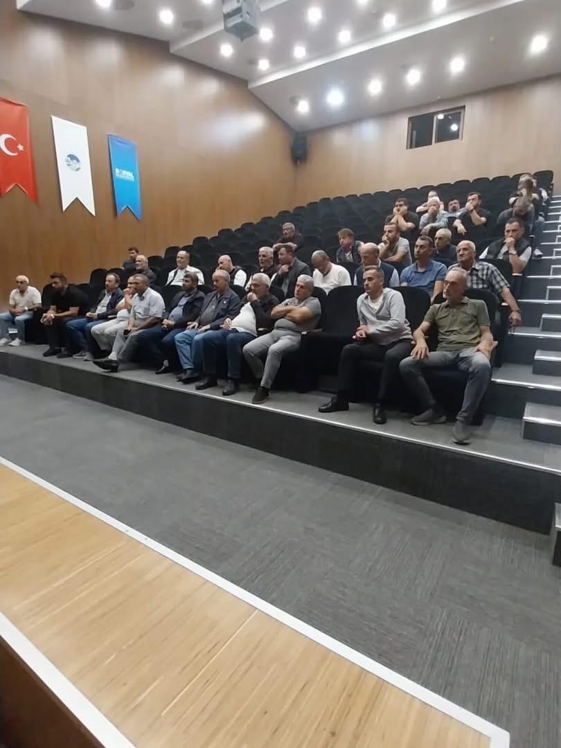 Okul servis şoförlerine güvenli taşımacılık eğitimi