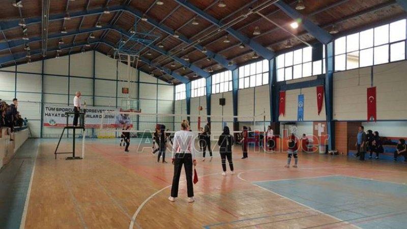 OKUL SPORLARI LİSE GENÇ KIZLAR FİNALİ YAPILDI