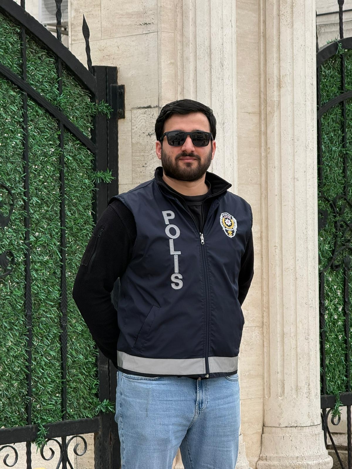 Okullarda güvenlik alarmı: Akyazı’da polis nöbette