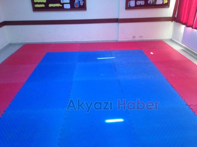 Okulumuz hayat buluyor kapsamında karate çalışmaları başladı