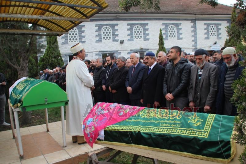 Öldürülen baba ve kızına acı veda