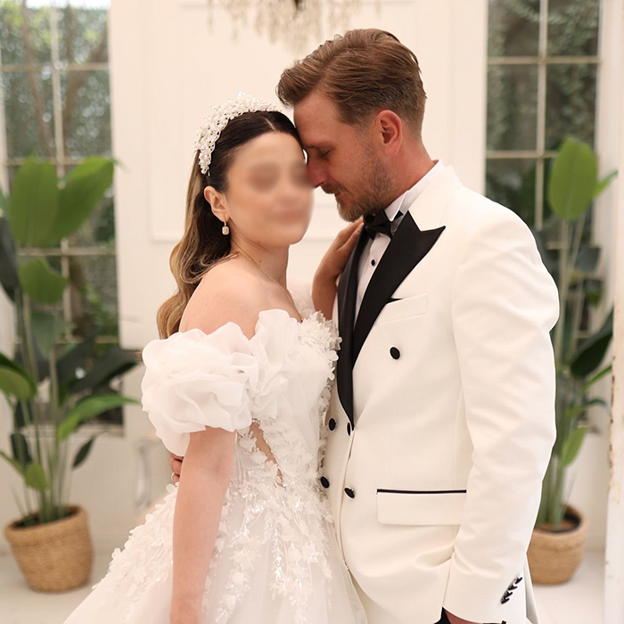 Ölü bulunan gençten geriye evlilik fotoğrafları kaldı