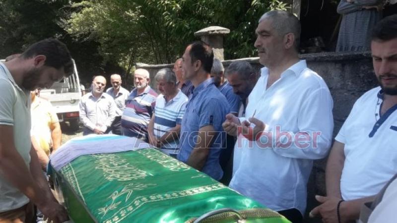 ömer akcan dualarla defnedildi