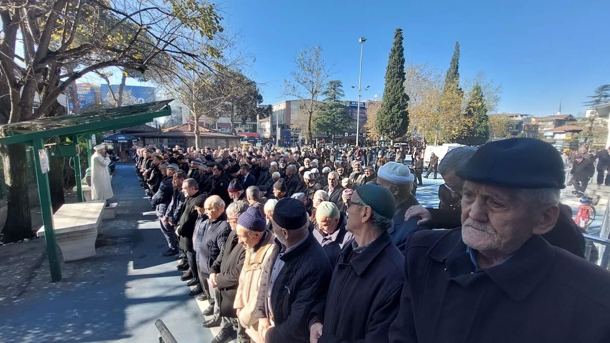 Orhan Kasal Toprağa Verildi 