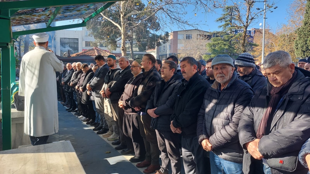 Orhan Kasal Toprağa Verildi 