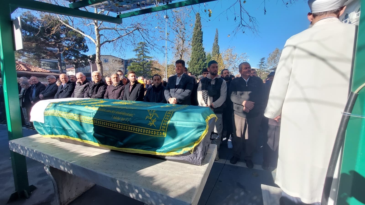 Orhan Kasal Toprağa Verildi 