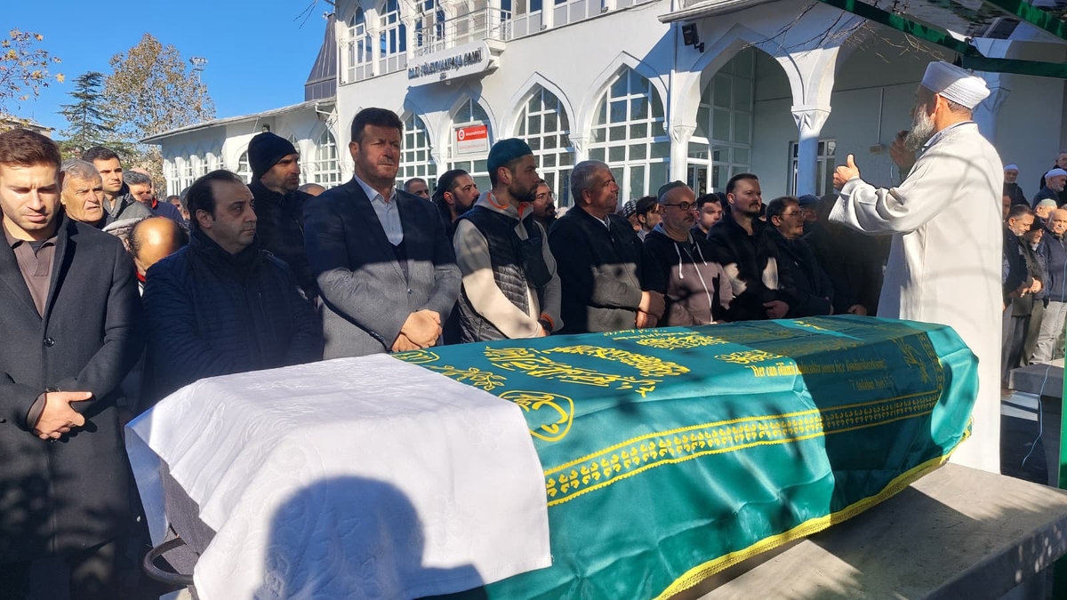 Orhan Kasal Toprağa Verildi 