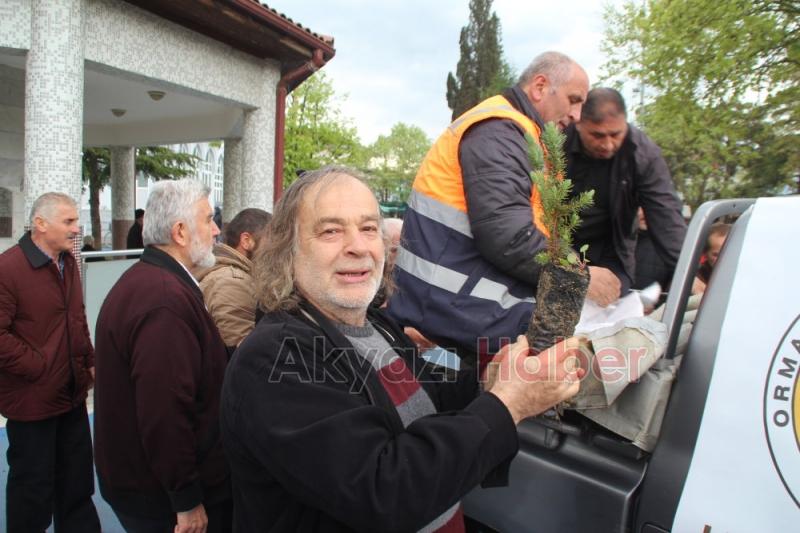 ORMAN İŞLETMESİNDEN KANDiL ÖNCESi FiDAN DAĞITIMI YAPILDI