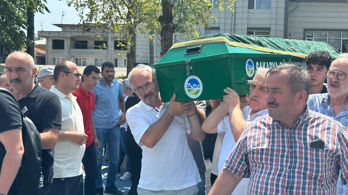 Osman Akcan Defnedildi