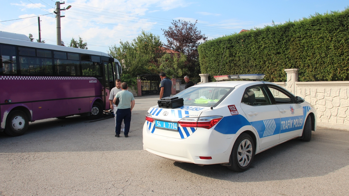Bisikletli çocuk halk otobüsünün altında kaldı