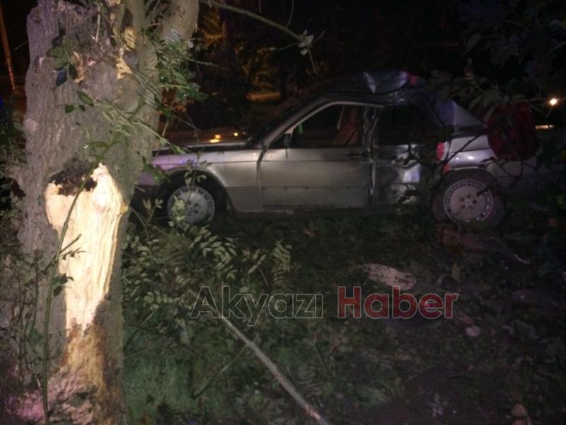 Otomobil Ağaça Çarptı 2 Yaralı