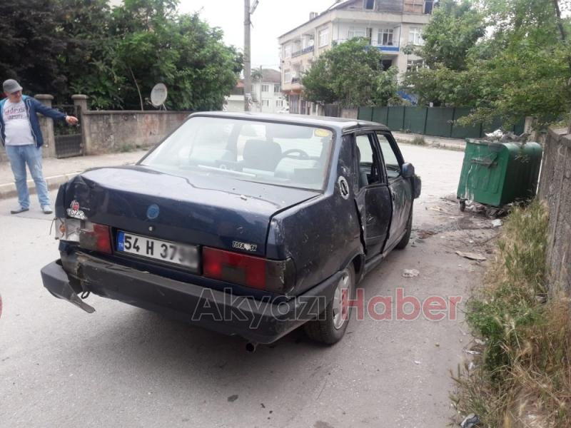 OTOMOBİL BAHÇE DUVARINA ÇARPARAK DURABİLDİ