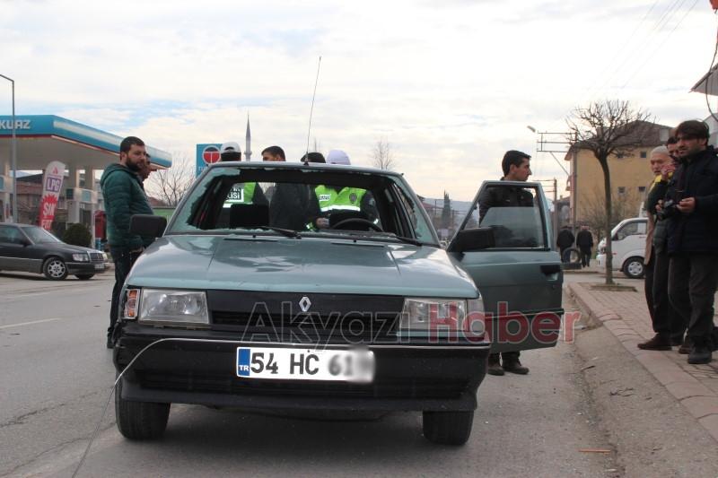 OTOMOBİL BİSİKLETE ÇARPTI 2 YARALI