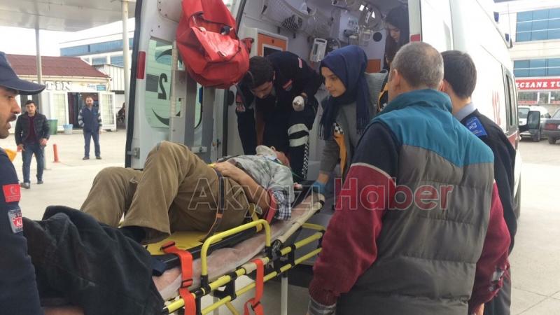 OTOMOBİL BİSİKLETE ÇARPTI 2 YARALI