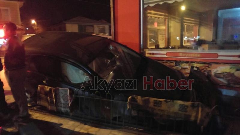 Otomobil Kayınca Tarihi Çeşmeye Girdi