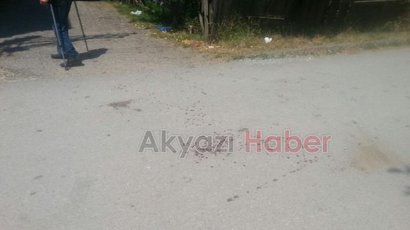 Otomobil Park Halindeki Minibüse Çarptı