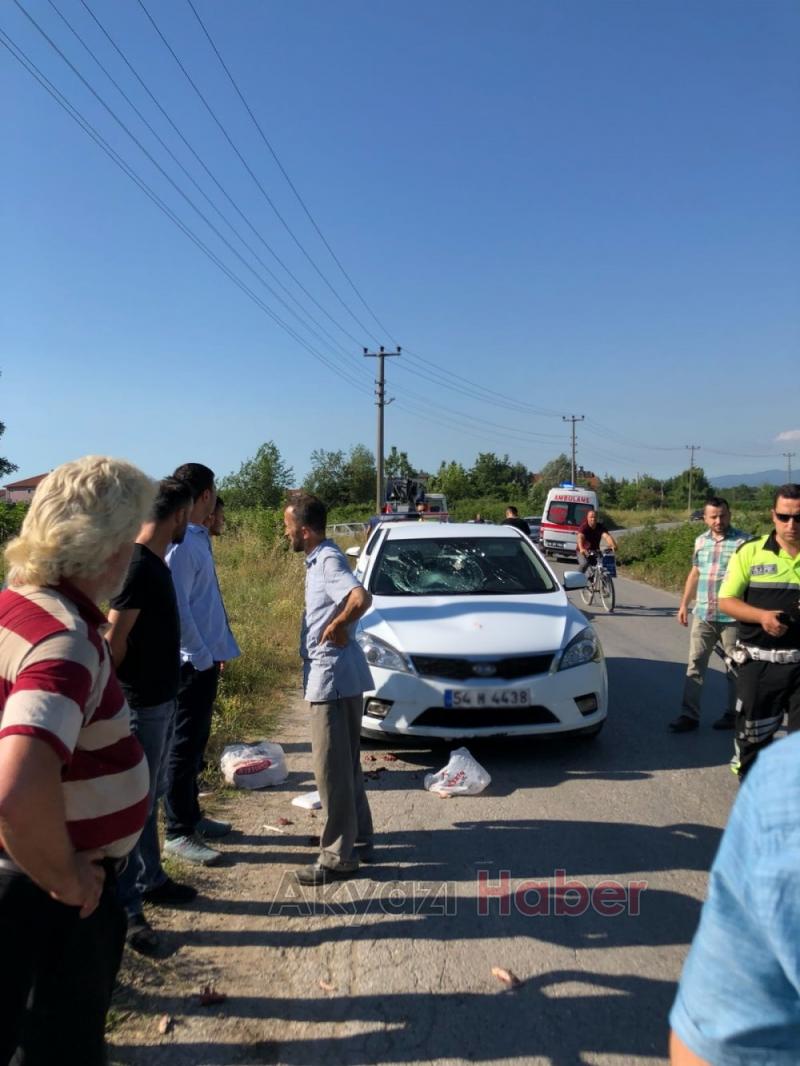 Otomobil Üç Tekerlekli Bisiklete Çarptı