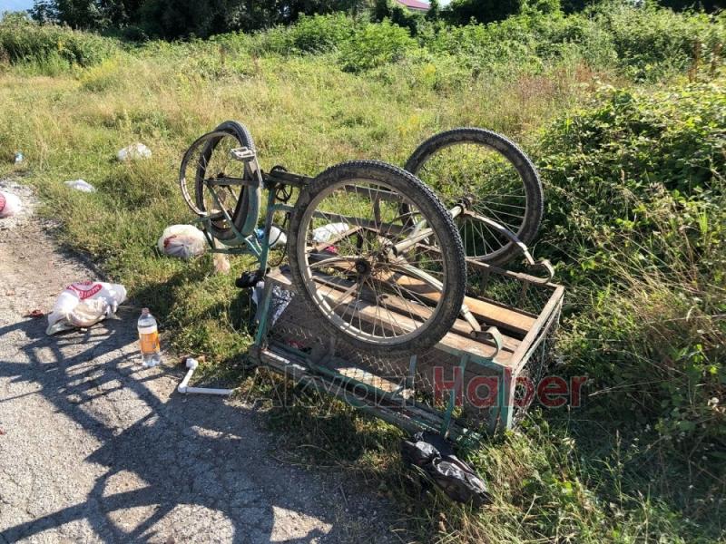 Otomobil Üç Tekerlekli Bisiklete Çarptı