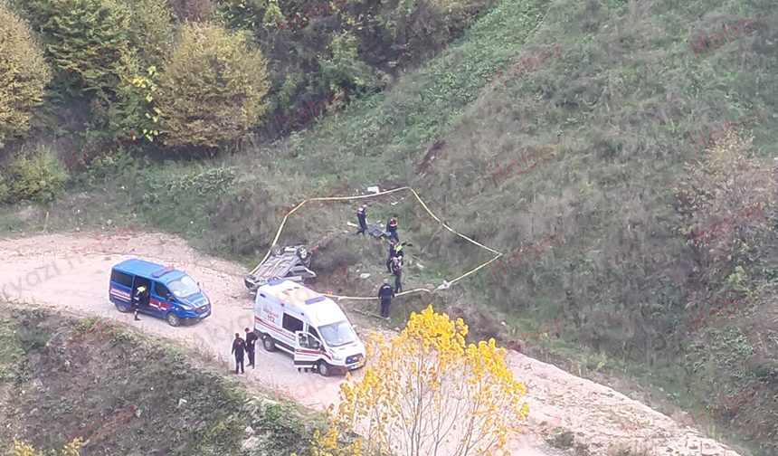 Otomobil uçuruma yuvarlandı; Ölü ve yaralılar var