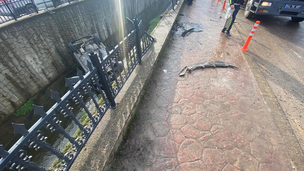 Otomobille dereye uçan sürücünün ölüm haberi geldi