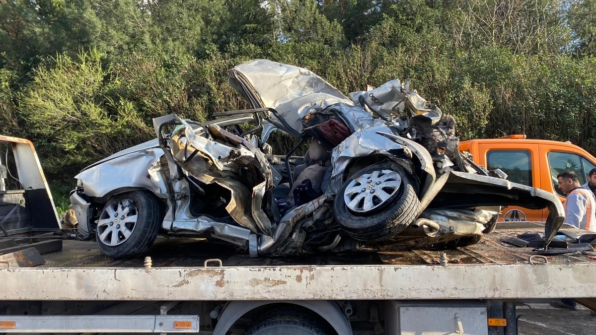 Otoyolda feci kaza: Karı-koca öldü