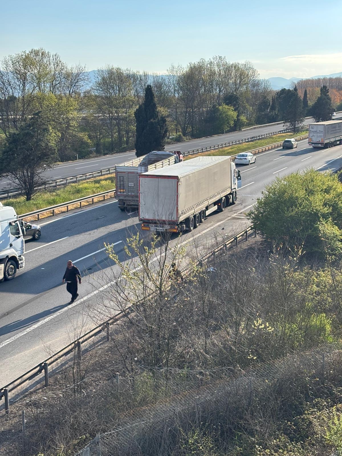 Otoyolun Akyazı kesiminde kaza