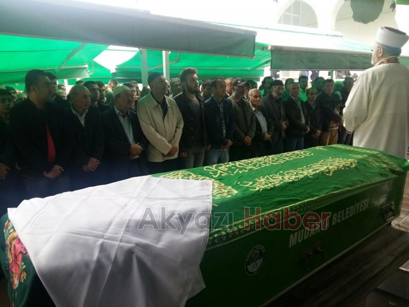 Oyaser Özkan Defnedildi