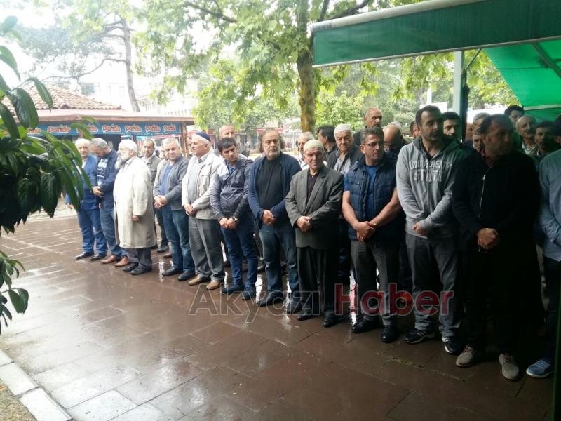 Oyaser Özkan Defnedildi