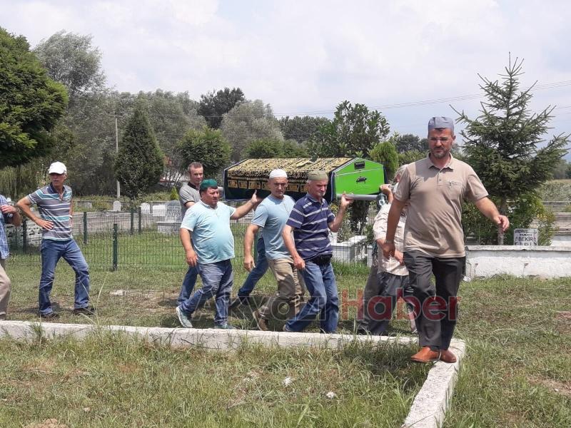 Özdemir Ailesi Büyügünü Kaybetti