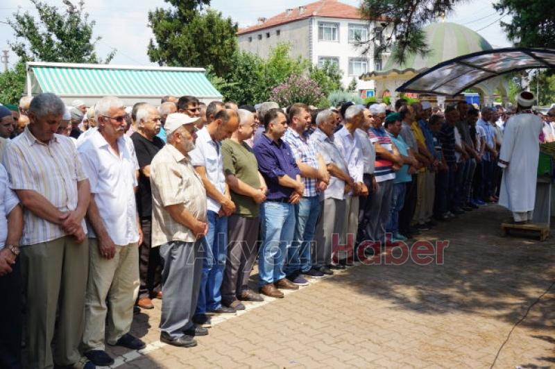 Özdemir Ailesi Büyügünü Kaybetti