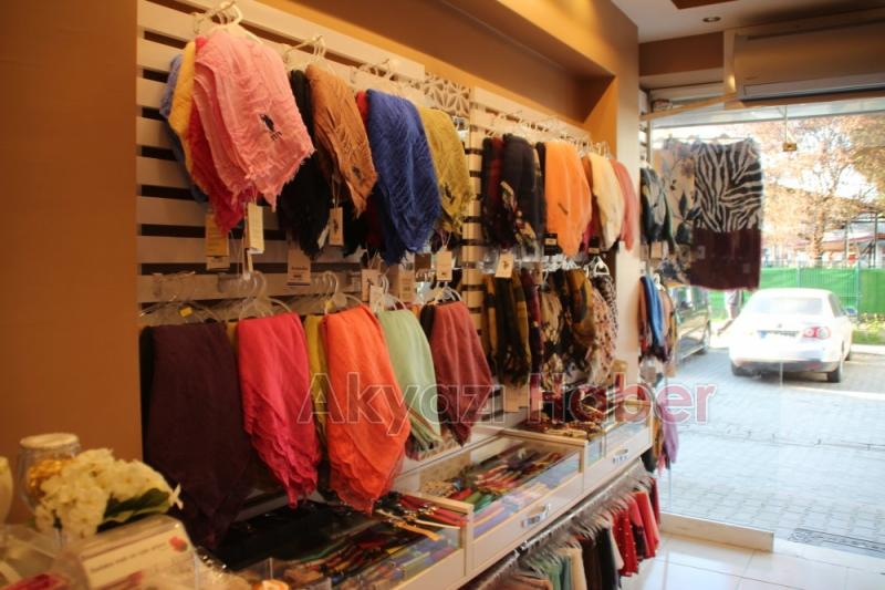 Özdemir Konfeksiyon Eşarp Şal Yeni Şubesiyle Hizmetinizde