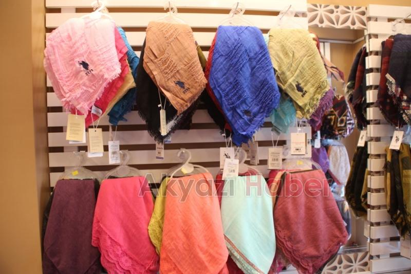 Özdemir Konfeksiyon Eşarp Şal Yeni Şubesiyle Hizmetinizde