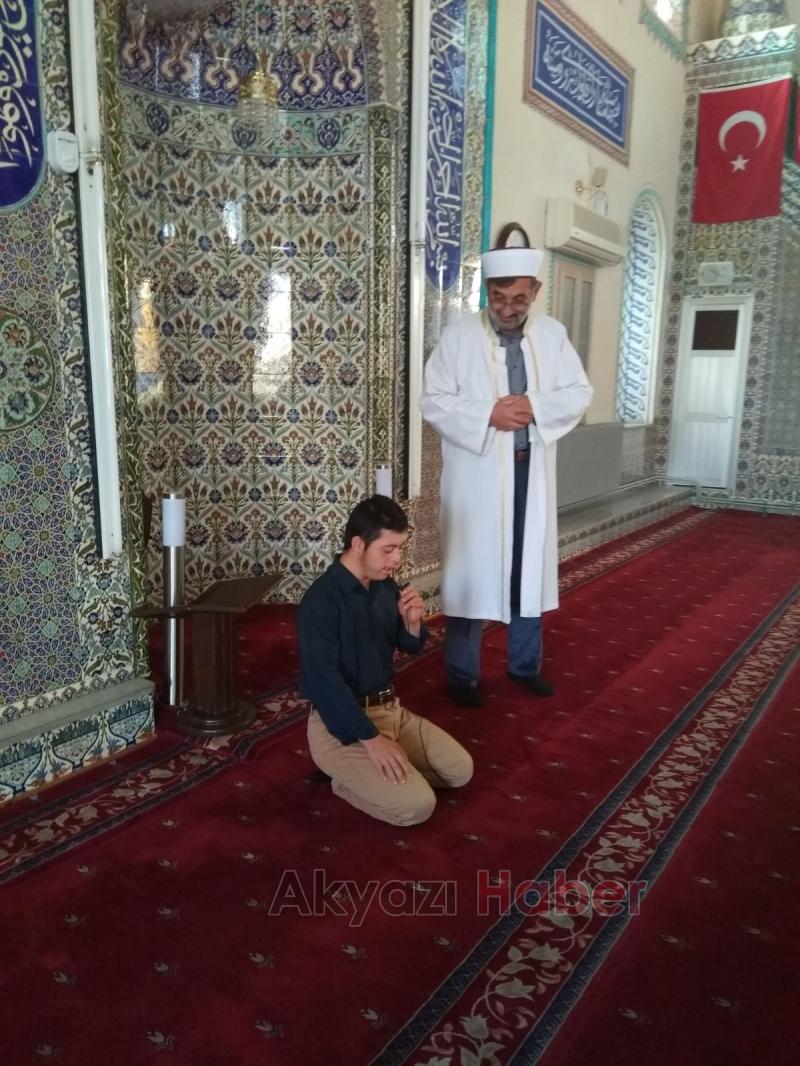 Özel Eğitim Sınıfı Öğrencileri Din Görevlileri Haftasını Kutladı