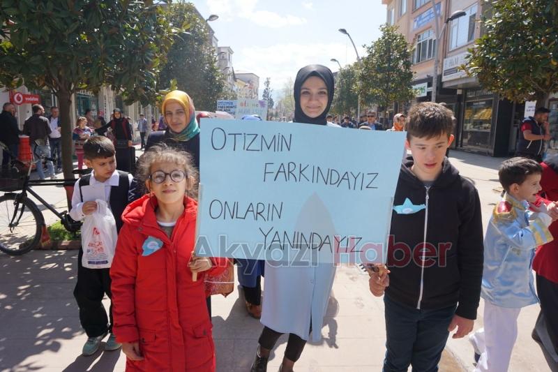 Özel Eğitim Sınıfı Öğrencileri Dünya Otizm Farkındalık Gününü Kutladı