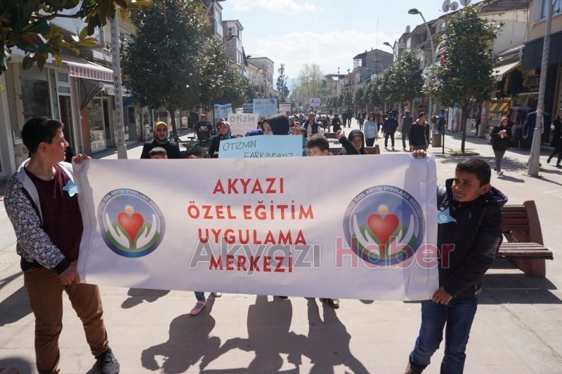 Özel Eğitim Sınıfı Öğrencileri Dünya Otizm Farkındalık Gününü Kutladı
