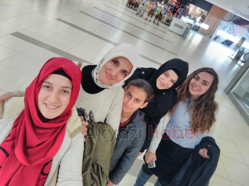  Özel Eğitim Sınıfı Öğrencilerinden Sinema Keyfi