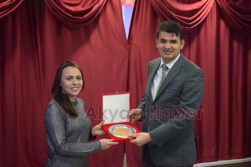 Özel Eğitim sınıfları Öğrencilerinden Engelliler Günü Programı