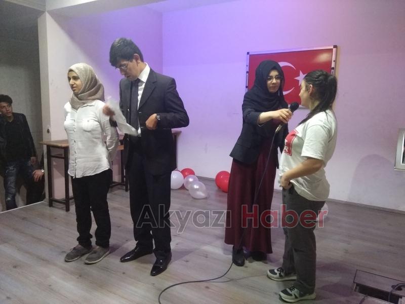 Özel Eğitim Sınıfı Öğrencilerinden Engelliler Haftası Programı