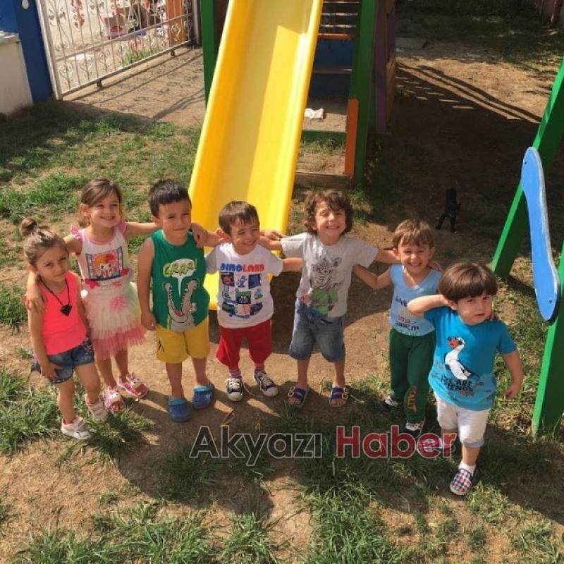 Özel Renkli Eller Kreş Gündüz bakım evi indirimli Kayıtlar Başladı
