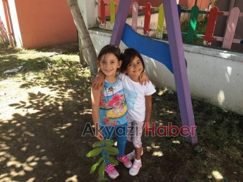 Özel Renkli Eller Kreş Gündüz bakım evi indirimli Kayıtlar Başladı