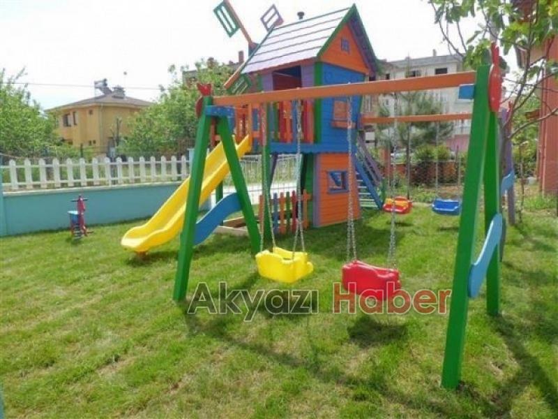 Özel Renkli Eller Kreş Gündüz bakım evi indirimli Kayıtlar Başladı