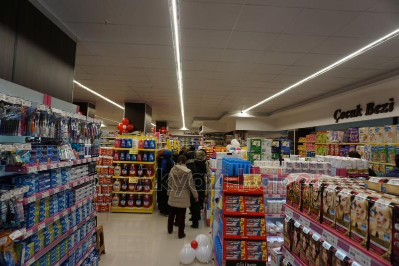ÖZPAŞ MARKET 15. Şubesini Akyazı’da Açtı