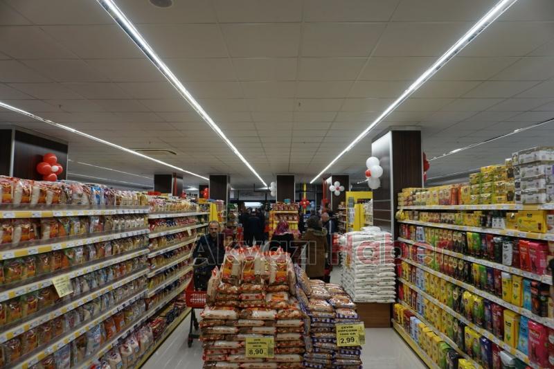 ÖZPAŞ MARKET 15. Şubesini Akyazı’da Açtı