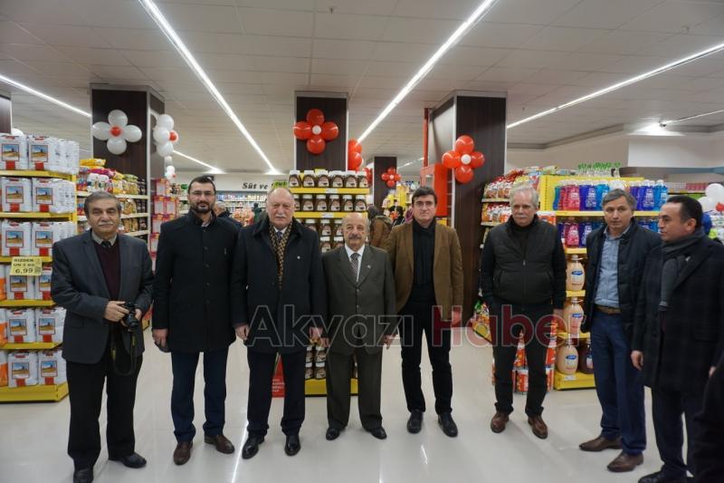 ÖZPAŞ MARKET 15. Şubesini Akyazı’da Açtı