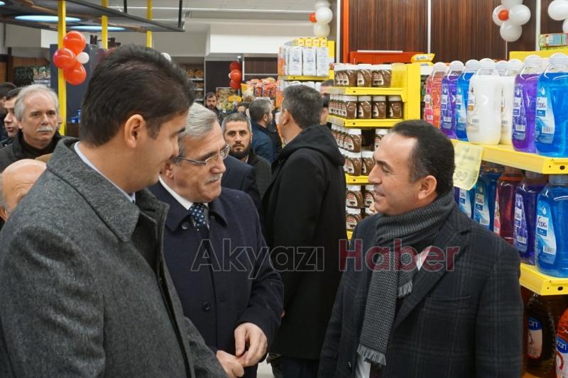 ÖZPAŞ MARKET 15. Şubesini Akyazı’da Açtı