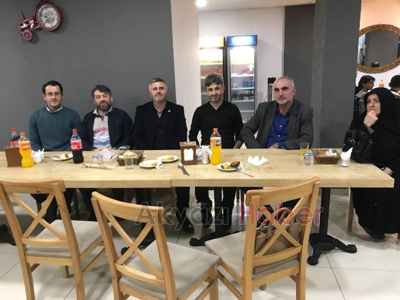 Paris İlk ve Ortaokul Öğretmenleri Yemekte Buluştu