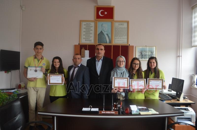 Paris Ortaokulu Matematik Olimpiyatlarında Ter Döktü